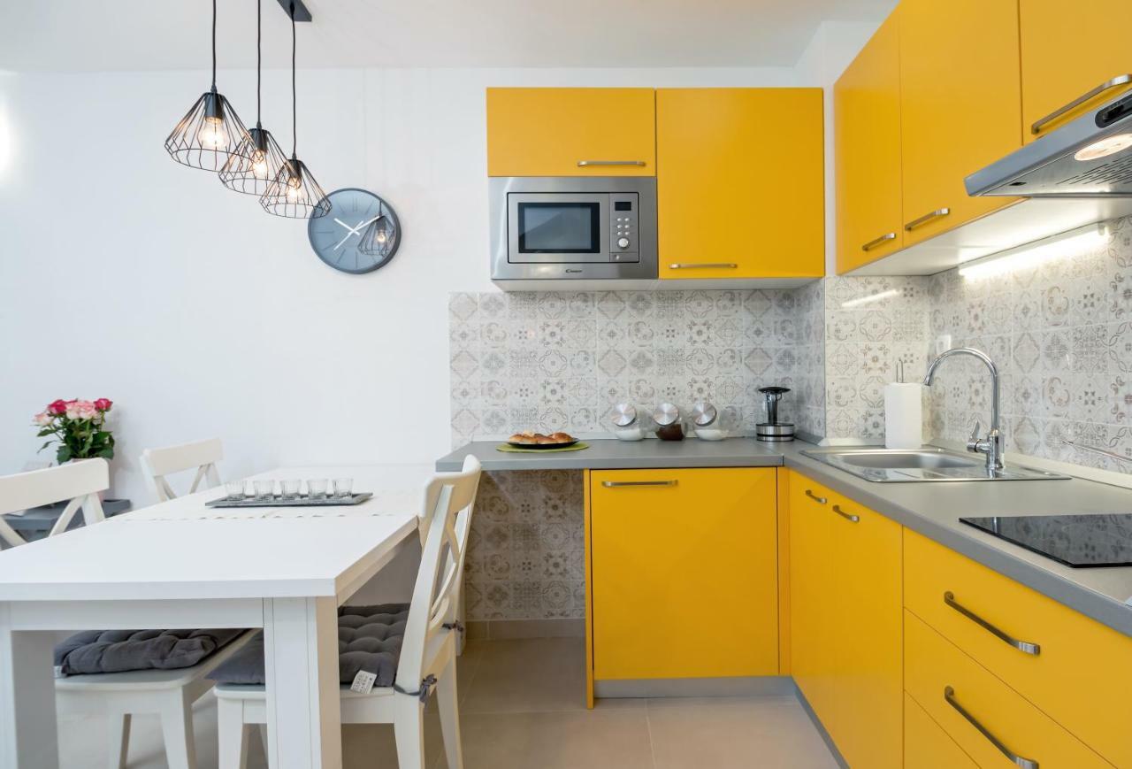 Villa Kala Комижа Экстерьер фото